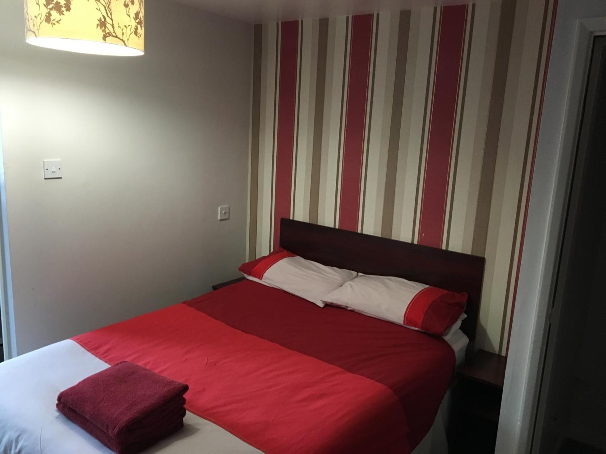 Bed and Breakfast The White Horse Cranswick Экстерьер фото