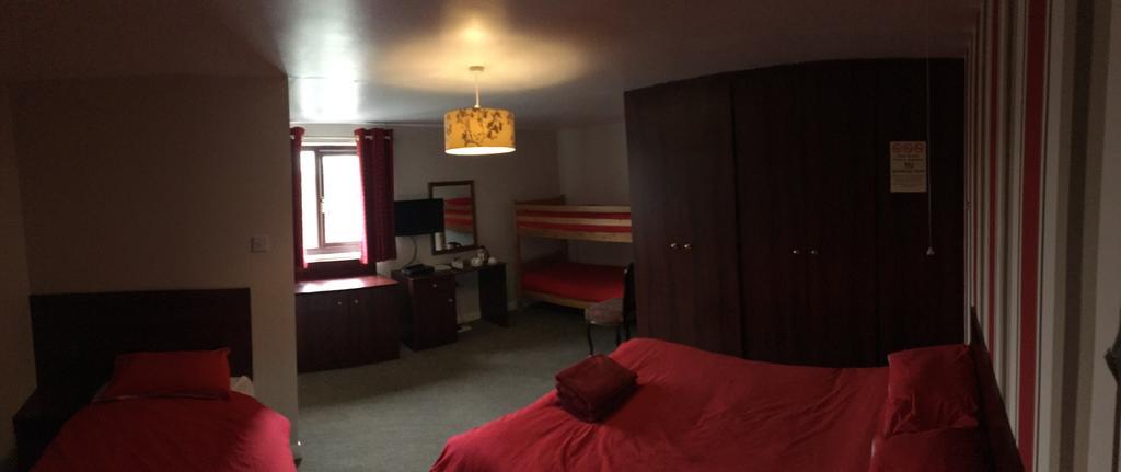 Bed and Breakfast The White Horse Cranswick Экстерьер фото